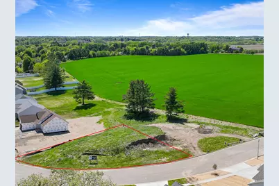 619  Arbor Ridge Dr, Delavan, WI 53115 - Photo 2