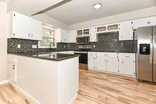 S71W13222 Tess Corners Dr, Muskego, WI 53150 - Photo 14
