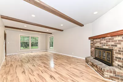 S71W13222  Tess Corners Dr, Muskego, WI 53150 - Photo 10
