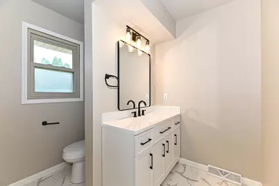 S71W13222  Tess Corners Dr, Muskego, WI 53150 - Photo 28