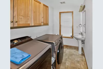 1302  Franklin St, Racine, WI 53403 - Photo 12