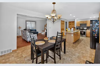 1302  Franklin St, Racine, WI 53403 - Photo 8