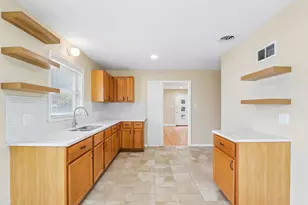 5175 N 27th St, Milwaukee, WI 53209 - Photo 12
