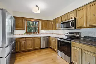 N9W31083 Concord Ct, Delafield, WI 53018 - Photo 14
