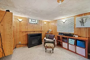 2720 E Elizabeth Ave, Saint Francis, WI 53235 - Photo 18