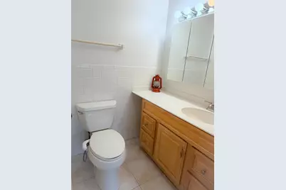2101 W Good Hope Rd #102, Glendale, WI 53209 - Photo 16