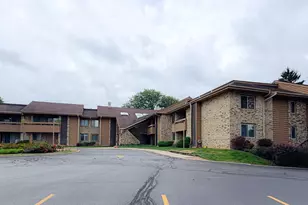 2101 W Good Hope Rd, Glendale, WI 53209 - Photo 24