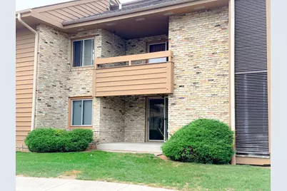 2101 W Good Hope Rd #102, Glendale, WI 53209 - Photo 22