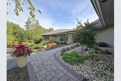 3070  108th St, Racine, WI 53126 - Photo 92