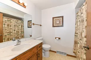 7165 S Tifton Dr, Franklin, WI 53132 - Photo 22