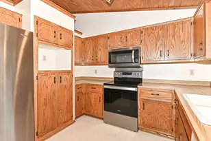 7165 S Tifton Dr, Franklin, WI 53132 - Photo 12