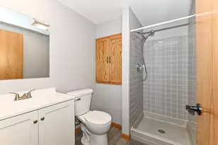 7165 S Tifton Dr, Franklin, WI 53132 - Photo 32