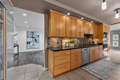 6540 N Atwahl Dr, Glendale, WI 53209 - Photo 22