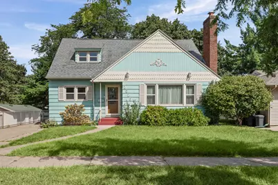 2525  Main St, La Crosse, WI 54601 - Photo 2