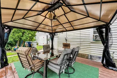 198 E Gauer Cir, Milwaukee, WI 53207 - Photo 22