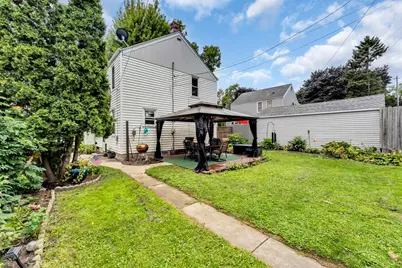 198 E Gauer Cir, Milwaukee, WI 53207 - Photo 24