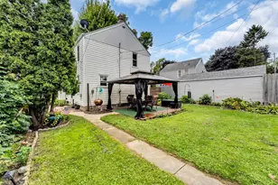 198 E Gauer Circle, Milwaukee, WI 53207 - Photo 24
