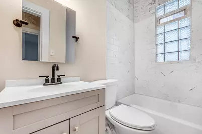 2825 S 9th St, Milwaukee, WI 53215 - Photo 8