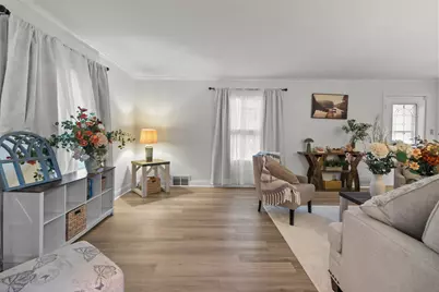 282 N Franklin St, Whitewater, WI 53190 - Photo 6