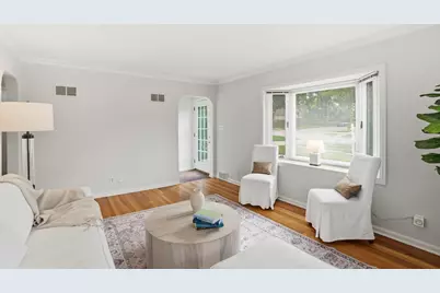 2539 N 80th St, Wauwatosa, WI 53213 - Photo 16