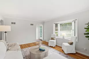 2539 N 80th St, Wauwatosa, WI 53213 - Photo 16