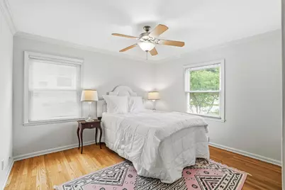 2539 N 80th St, Wauwatosa, WI 53213 - Photo 6
