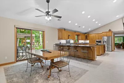 2416 N 118th St, Wauwatosa, WI 53226 - Photo 12