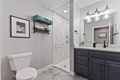 2416 N 118th St, Wauwatosa, WI 53226 - Photo 32