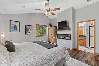 2416 N 118th St, Wauwatosa, WI 53226 - Photo 22