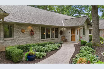 2416 N 118th St, Wauwatosa, WI 53226 - Photo 6