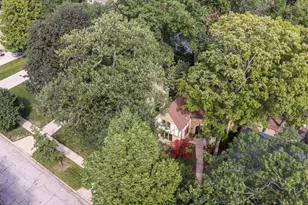 108 N 88th St, Wauwatosa, WI 53226 - Photo 50