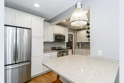 108 N 88th St, Wauwatosa, WI 53226 - Photo 18