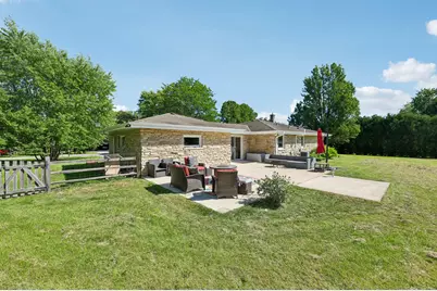 10043 N Greenview Dr, Mequon, WI 53092 - Photo 44