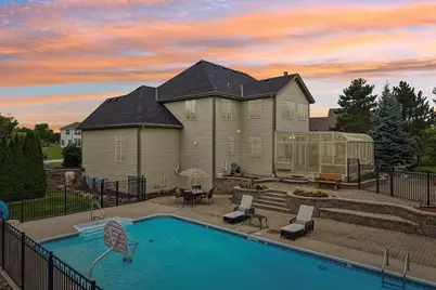 7380 S Cambridge Dr, Franklin, WI 53132 - Photo 8