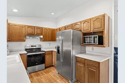 1504  Deer Brook Dr, Two Rivers, WI 54241 - Photo 10
