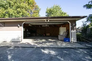 5314 W Allerton Ave, Greenfield, WI 53220 - Photo 32