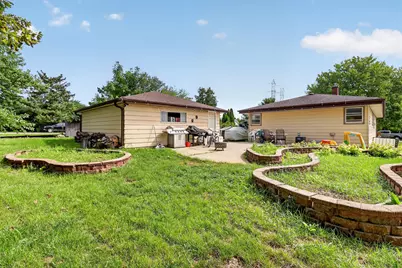5314 W Allerton Ave, Greenfield, WI 53220 - Photo 4