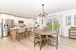 663 E Blf Cir, Racine, WI 53185 - Photo 2