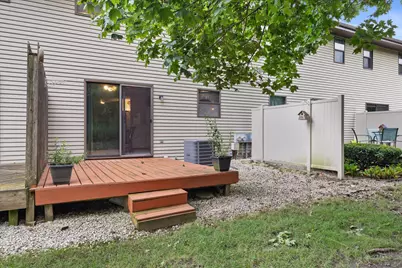 8173 S Legend Dr, Franklin, WI 53132 - Photo 12