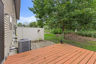 8173 S Legend Dr, Franklin, WI 53132 - Photo 14