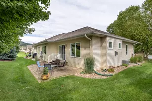 303 French Rd, Onalaska, WI 54650 - Photo 32