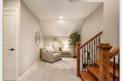 2120  Carriage Hills Dr, Delafield, WI 53018 - Photo 52