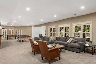2120 Carriage Hills Dr, Delafield, WI 53018 - Photo 58