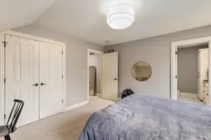 2120 Carriage Hills Dr, Delafield, WI 53018 - Photo 48