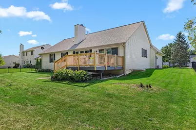4020 W Lakeview Dr, Franklin, WI 53132 - Photo 42