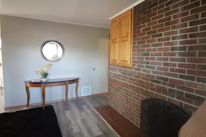2715 S 50th St, Milwaukee, WI 53219 - Photo 18