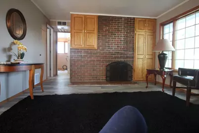 2715 S 50th St, Milwaukee, WI 53219 - Photo 14