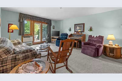 530 N Silverbrook Dr #201, West Bend, WI 53090 - Photo 4