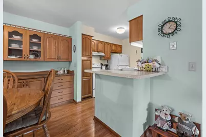 530 N Silverbrook Dr #201, West Bend, WI 53090 - Photo 8