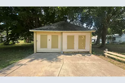 348 S Whiton St, Whitewater, WI 53190 - Photo 28